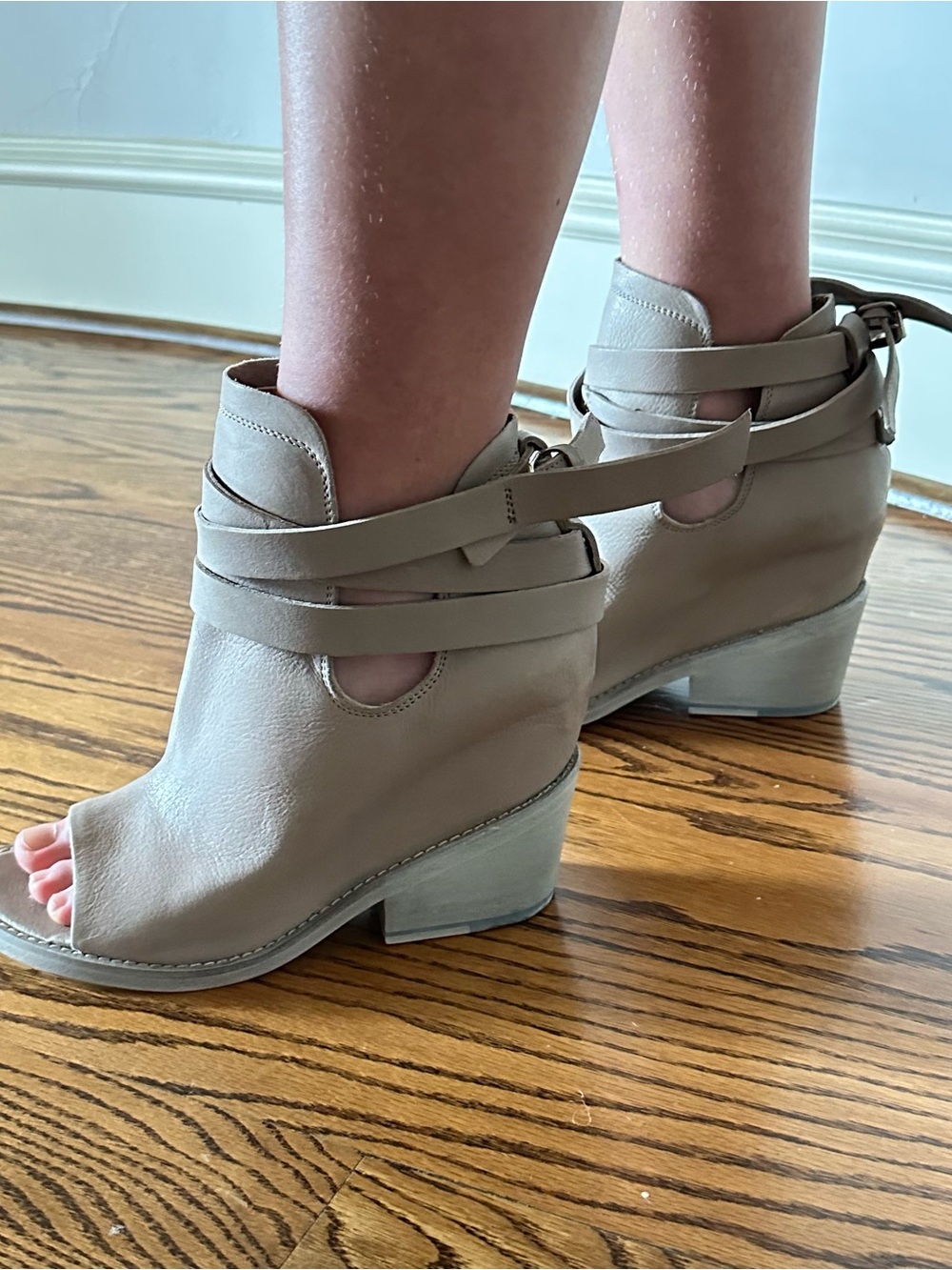 CINZIA ARAIA Womens Taupe Leather Open-Toe Ankle Boot with Wrap Strap Size 39